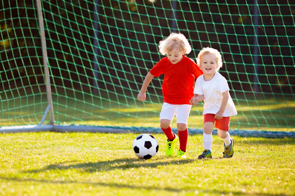 Fußball für Kinder: Welche Größe passt zu welchem Alter? Der große Ratgeber für Eltern